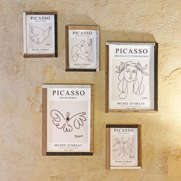 Caféeinrichtung Bilderwand Picasso Vintage